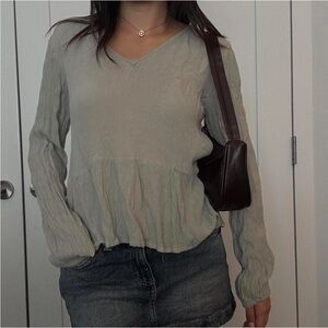 Elegant V-Neck Blouse - Soft Gray